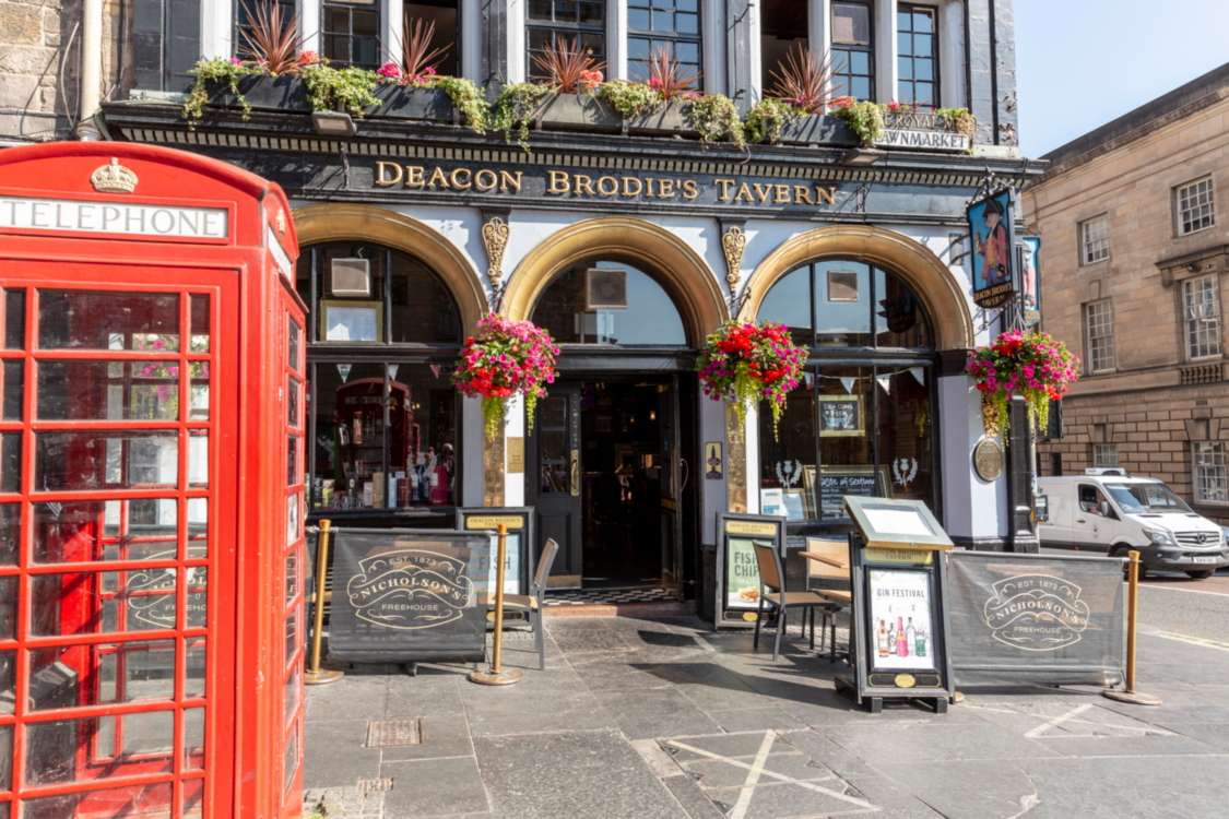 Nicholson's Pub in Edinburgh - Deacon Brodies Tavern | Eat Drink Meet